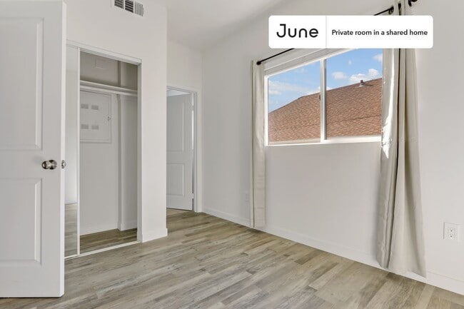 Photo - Room in Shared 5 bed/7 bath home Unit D