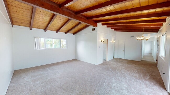 Building Photo - 338-342 C Ave Unit 342 C Avenue Rental