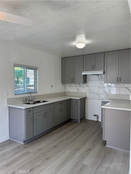 Building Photo - 1540 W 51st Pl Rental