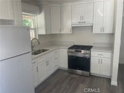 Photo - 823 Courtland Dr W