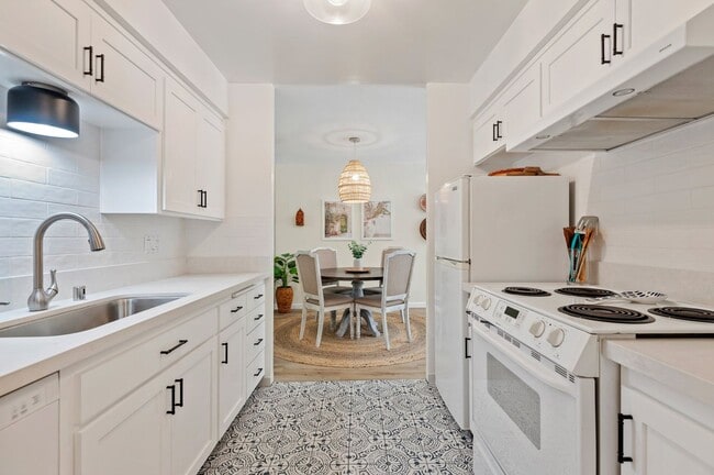 Photo - Desirable San Roque Condo