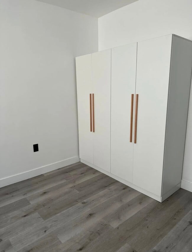 Photo - 2320 S Robertson Blvd Unit 202