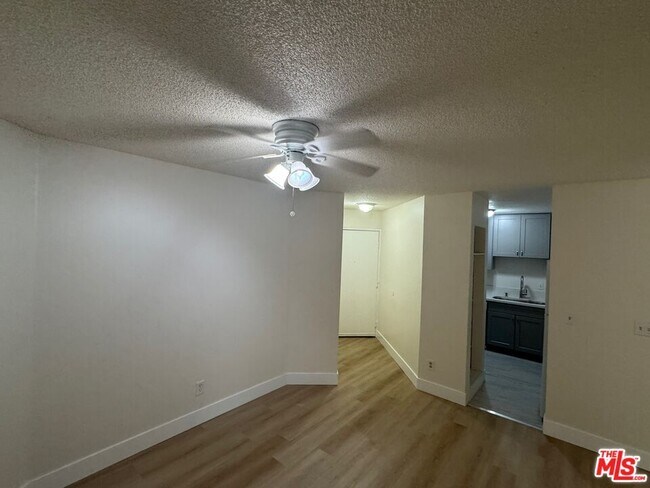 Photo - 428 S Grand View St