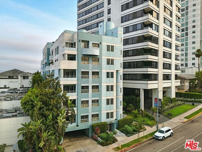 Building Photo - 10336 Wilshire Blvd Unit 401 Rental