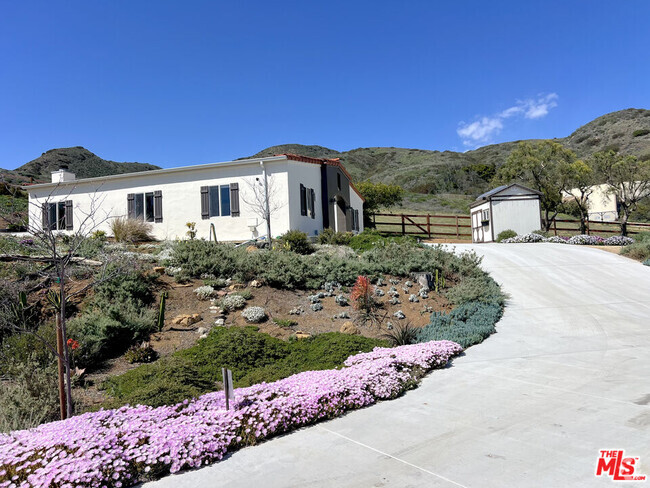 Building Photo - 34035 Pacific Coast Hwy Rental