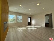 Photo - 674 Estelle Ave