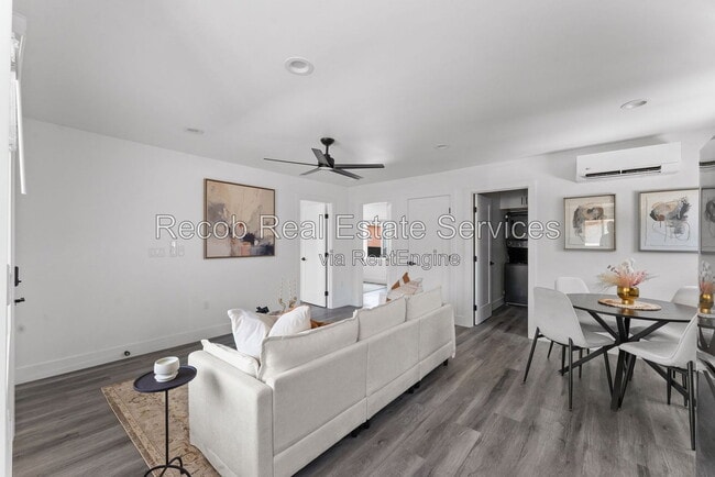 Photo - 2722 Nye St Unit 1