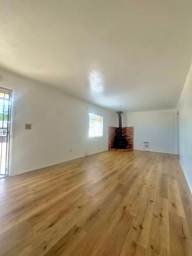 Photo - 1050 Alta Ave