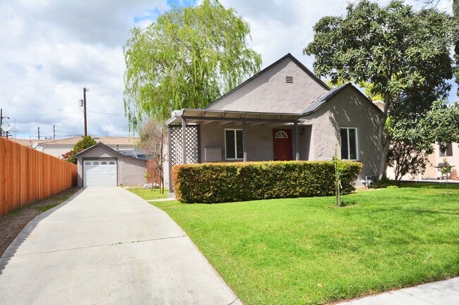 Photo - 179 W Spazier Ave House