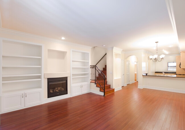 Photo - 12745 Moorpark St Unit 313