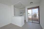 Photo - 1335 N La Brea Ave