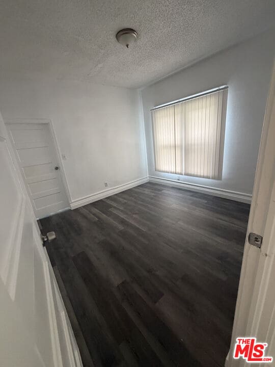 Photo - 3925 Normandie Ave