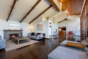 Photo - 622 Cowles Rd