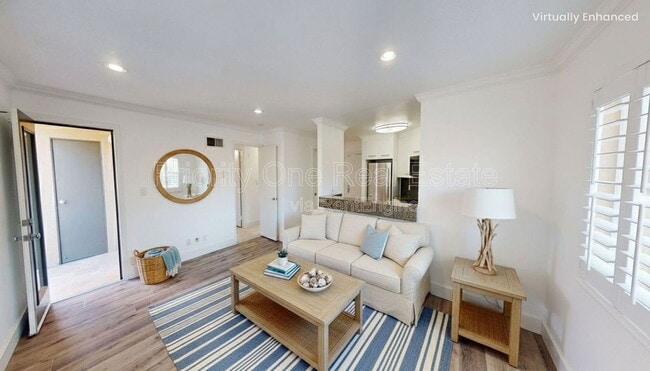 Building Photo - 7405 Charmant Dr Unit 2214