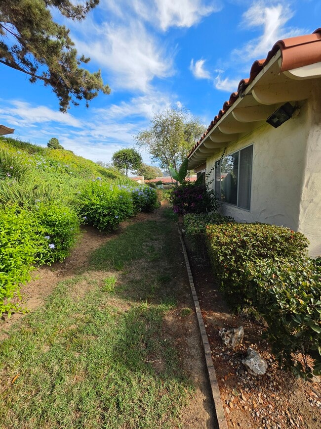 Photo - 16625 Roca Dr Unit 16625 Roca Drive