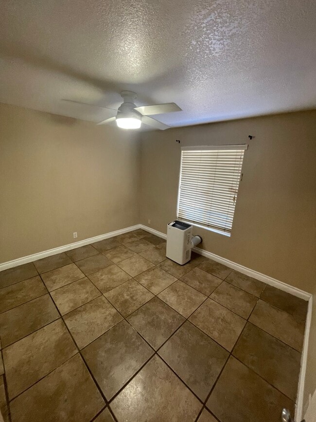 Photo - 620 E Lexington Ave Unit 3