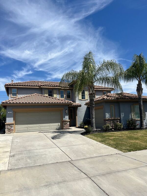 Photo - 146 Goldenrod Ave