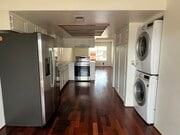 Photo - 569 E St
