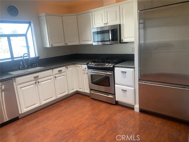 Photo - 454 Walker Rd