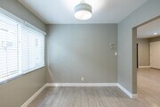 Studio - 500SF - Dining Room - The Mariposa