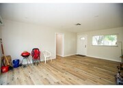 Photo - 496 W 48th St