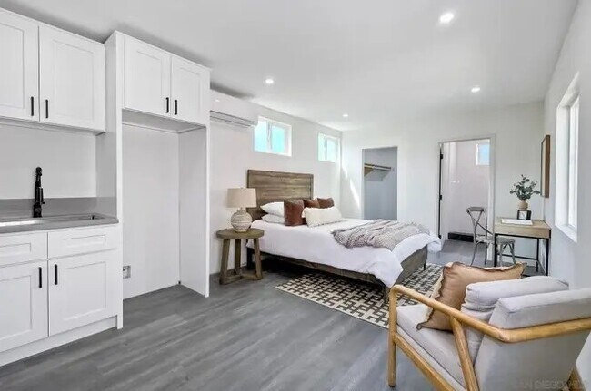 Photo - Imperial Beach Unit 2