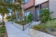 Photo - 279 W 8th St House
