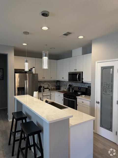 Building Photo - 1709 Signature Pl Rental