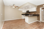 2BR, 1BA - 900 SF - Cross Roads Apartment Homes