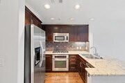 Photo - 931 E Walnut St Unit 311