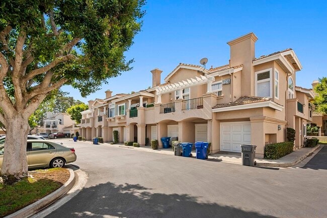 Photo - 7274 Shoreline Dr Townhome