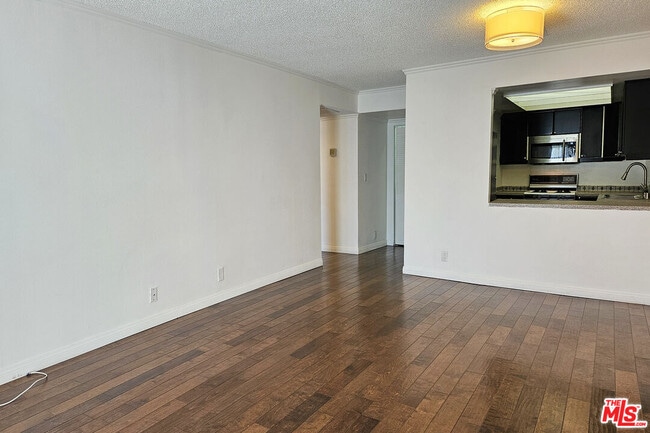 Photo - 618 N Howard St Unit 241