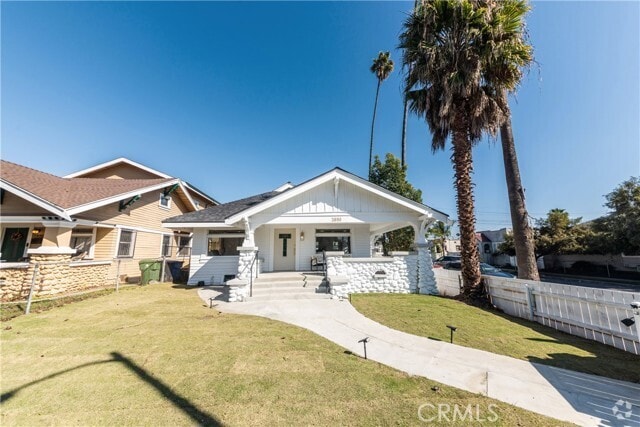 Building Photo - 3890 S Harvard Blvd Rental