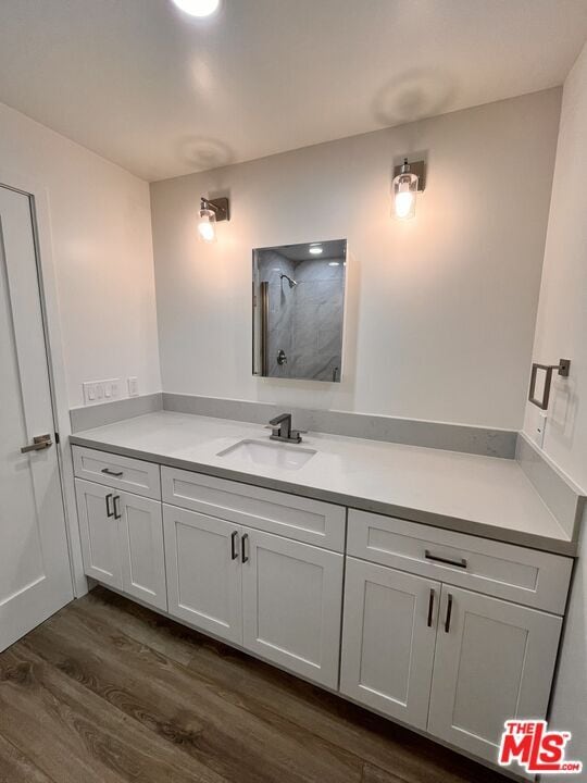 Photo - 498 E 52nd St