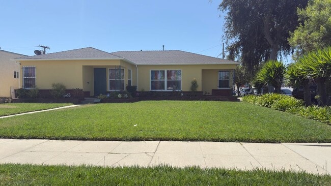 Building Photo - 2052 Browning Blvd