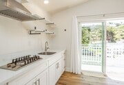 Photo - 1 Bedroom in Oceanside! House