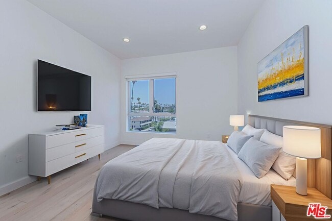 Photo - 105 S Mariposa Ave Unit 509