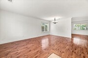 Photo - 32815 Paterno St