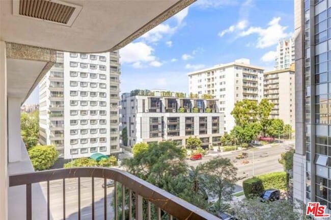 Photo - 10790 Wilshire Blvd Unit 504