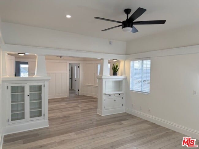 Photo - 4619 Melbourne Ave