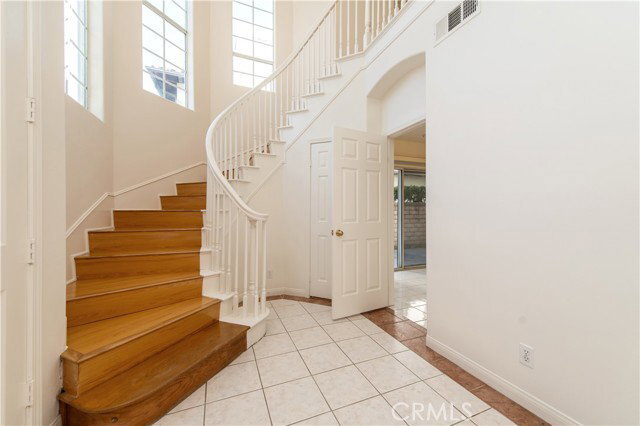 Photo - 326 Genoa St