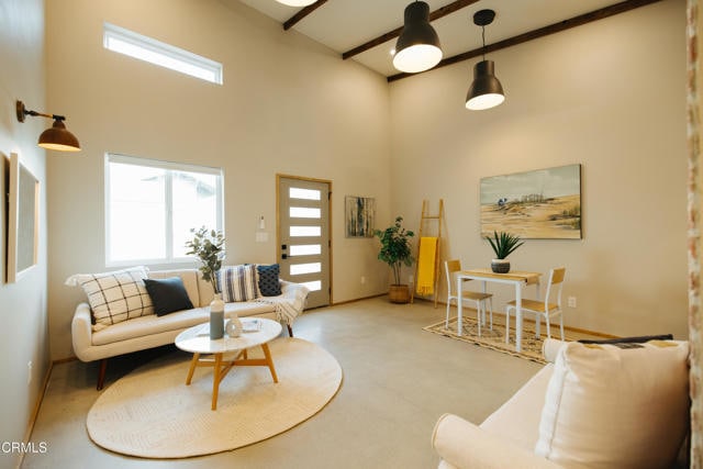 Building Photo - 187 W Park Row Ave