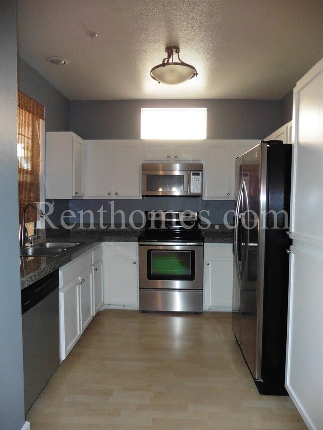 Photo - Rancho Bernardo, 18752 Caminito Cantilena #164- Gated Complex, Community Pools and Spas, Tennis C...