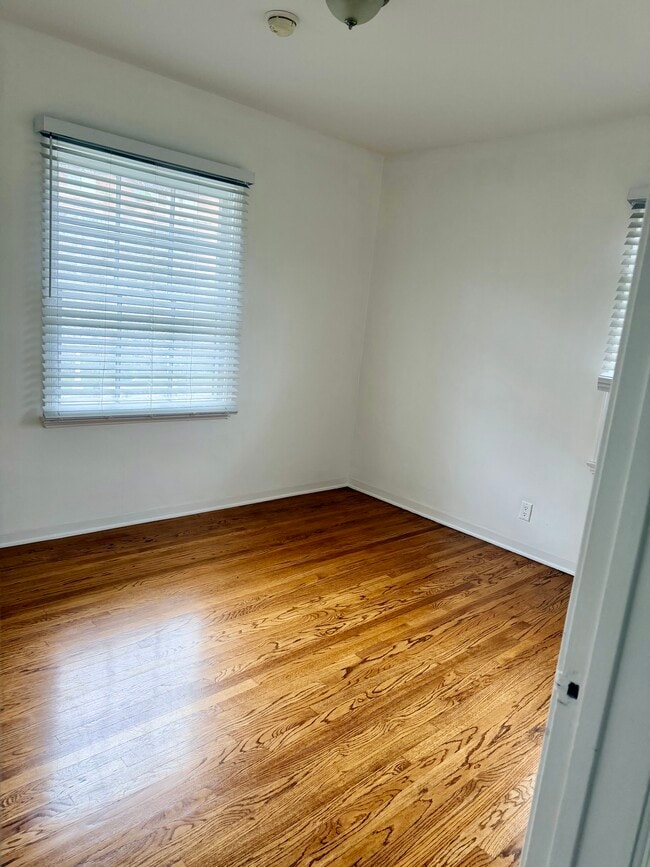 Photo - 4319 Cahuenga Blvd Unit 4319