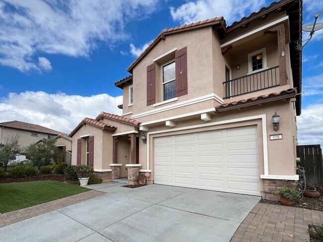 Photo - 5bd/3ba, 3969 sq ft Home in Gated Community in Vista!