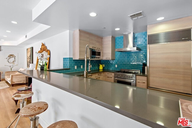 Photo - 718 Croft Ave Unit 103