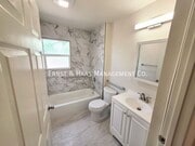 Photo - 8459 Luxor St