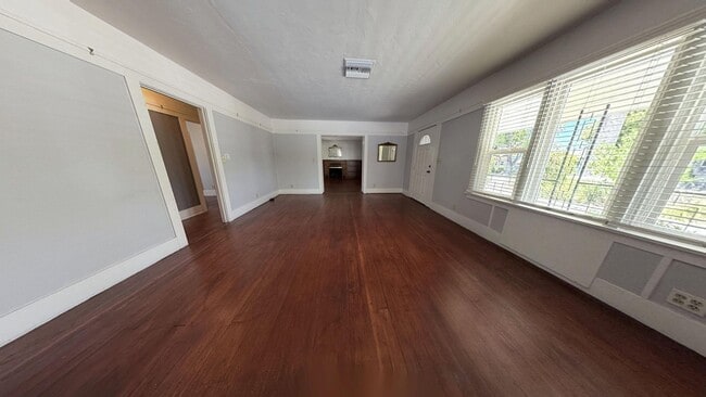 Photo - 1320 E Colton Ave
