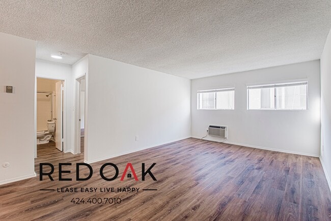 Photo - 1539 Alexandria Ave Unit 209