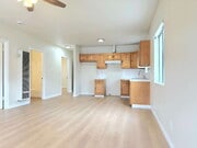 Photo - 1323 W 58th St Condo